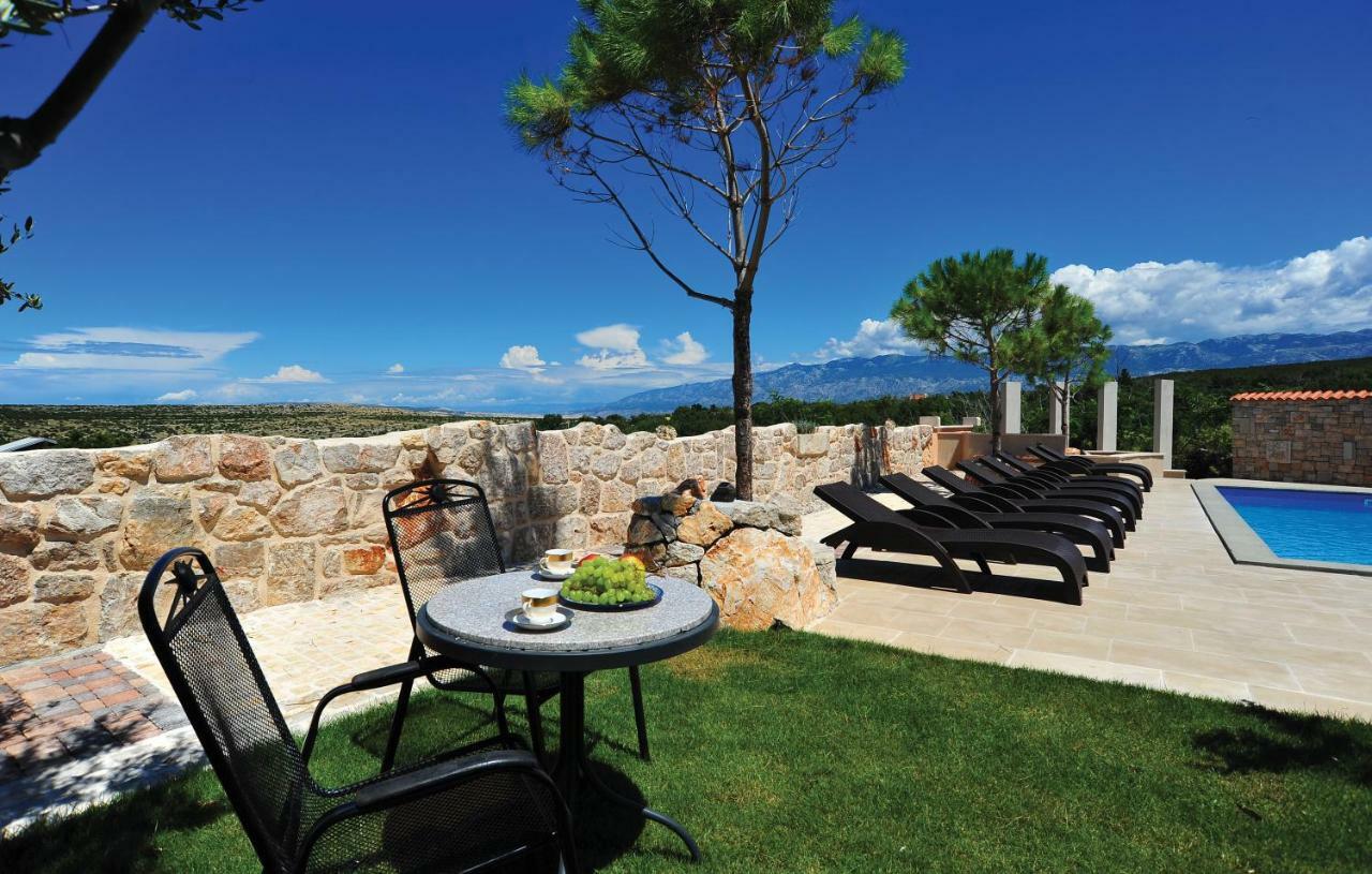 Villa Dabo Novalja Exterior photo